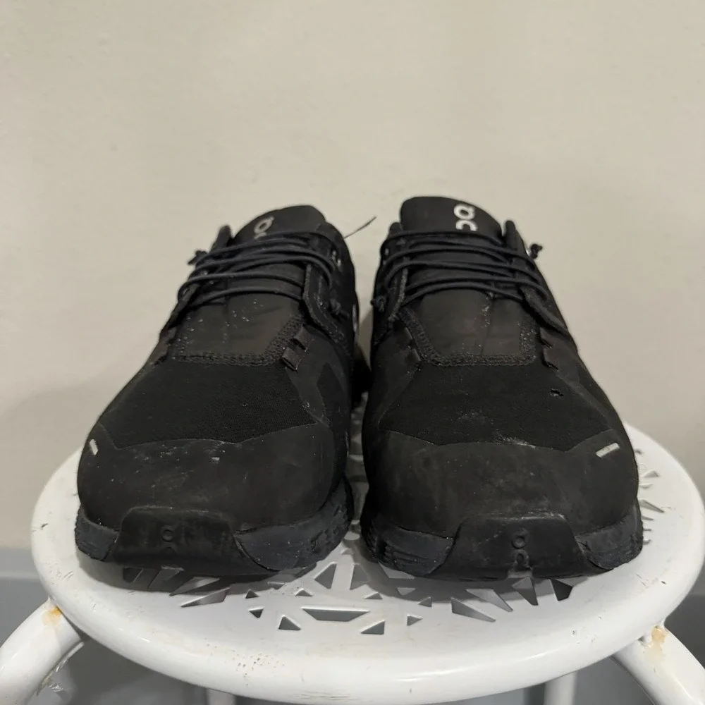 ON Cloud 5 Waterproof All Black Mens Size 9
